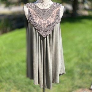 🍃Pretty Olive Tunic L